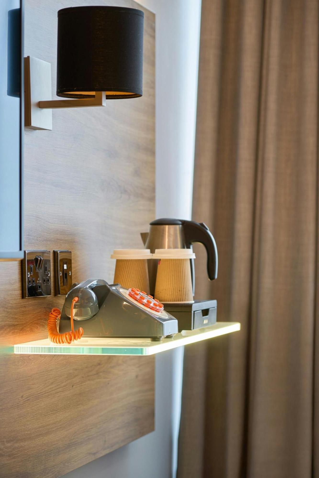 Hotel Moxy 4*